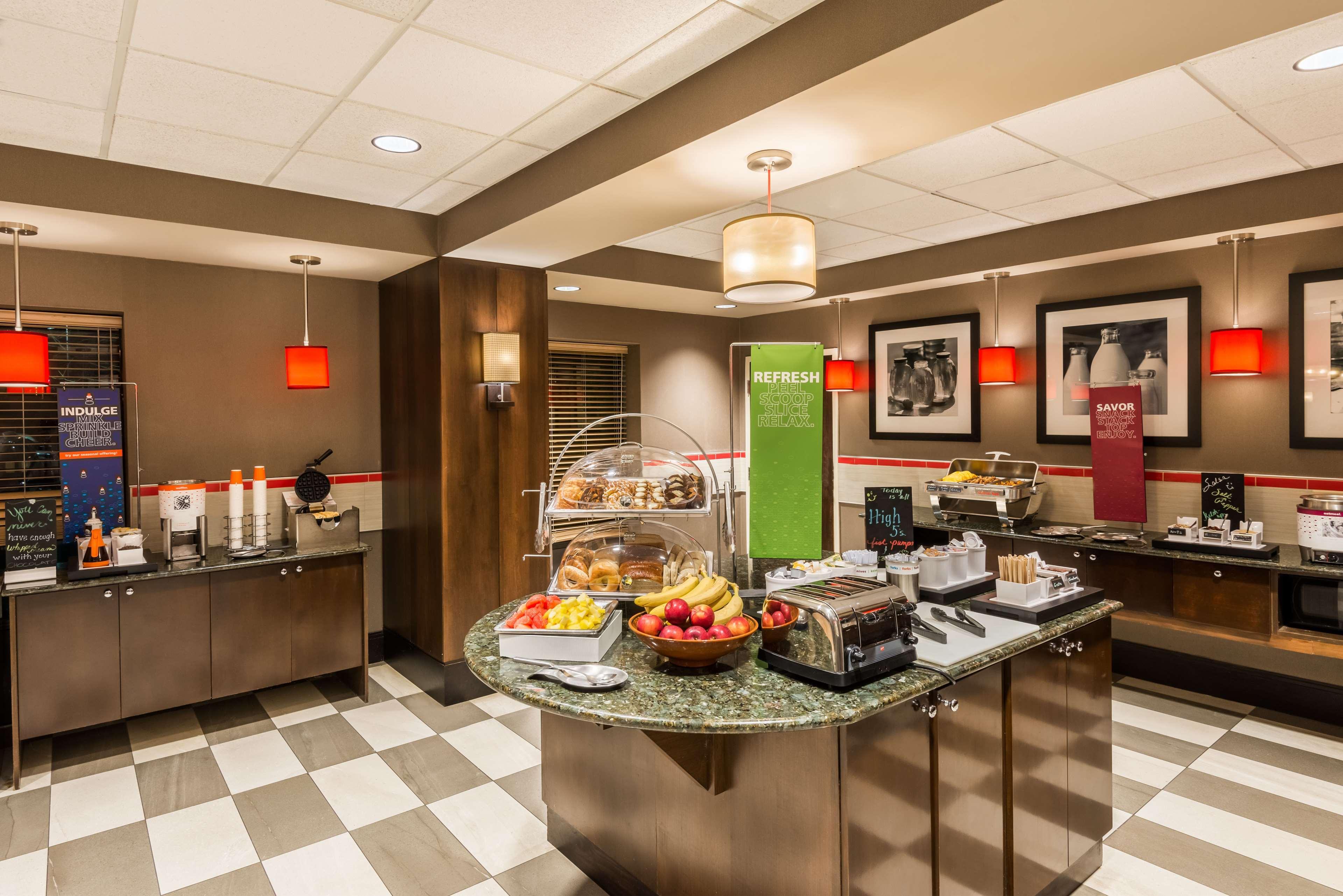 Hampton Inn & Suites Columbus Polaris Экстерьер фото