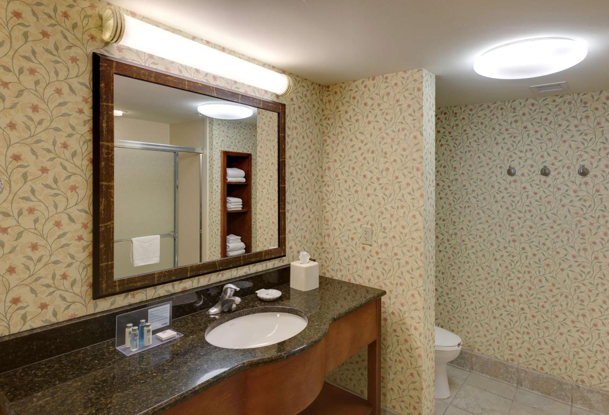 Hampton Inn & Suites Columbus Polaris Экстерьер фото