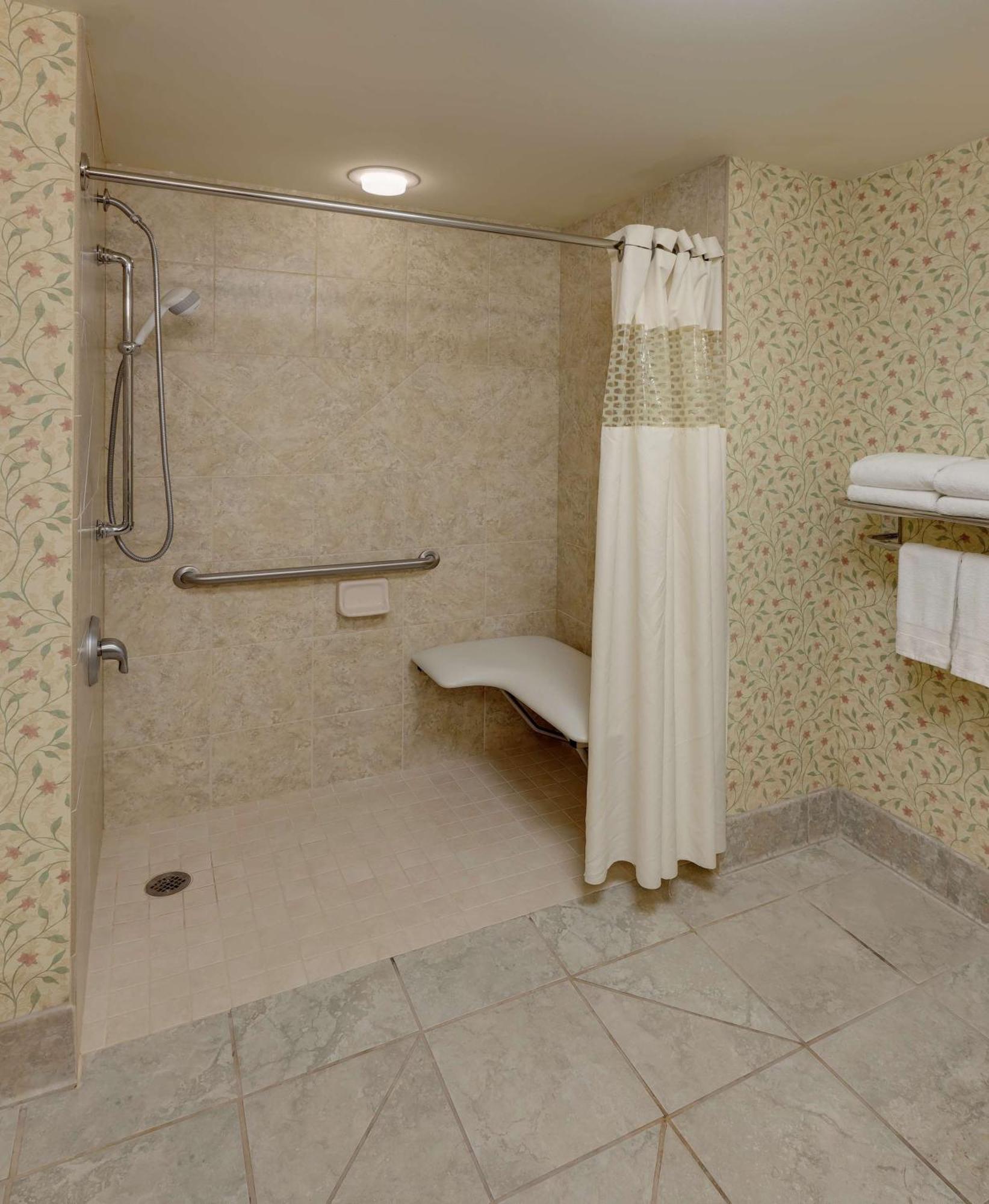 Hampton Inn & Suites Columbus Polaris Экстерьер фото